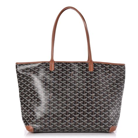 goyard goyardine artois mm black|goyard saint louis pm price.